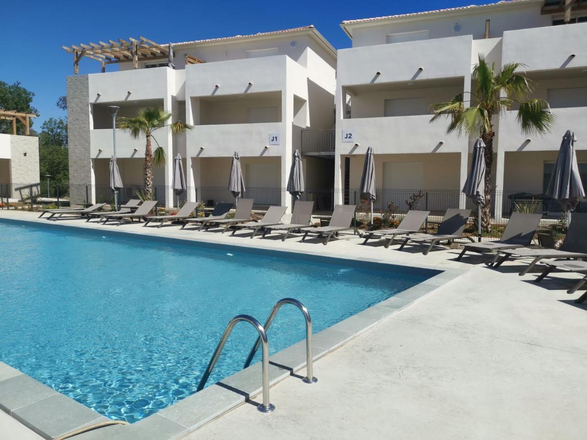 Marine De Bravone T2 Terrasse Front De Mer - Plage Pieds Dans L'Eau - Clim - Piscine - Wifi Linguizzetta 外观 照片